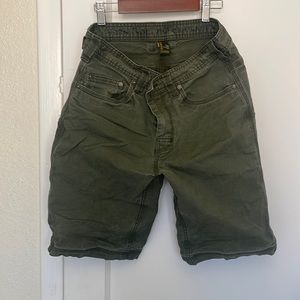Prana Mens Shorts - olive green -31W x 11L